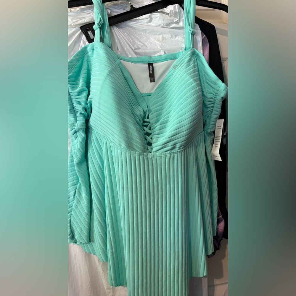 Torrid Plus Size 6X Swim Top